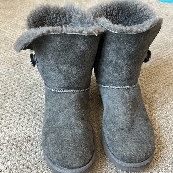 UGG Australia 3349 Women's Gray Mini Bailey Button Bling size 8 2000s - Picture 2 of 5